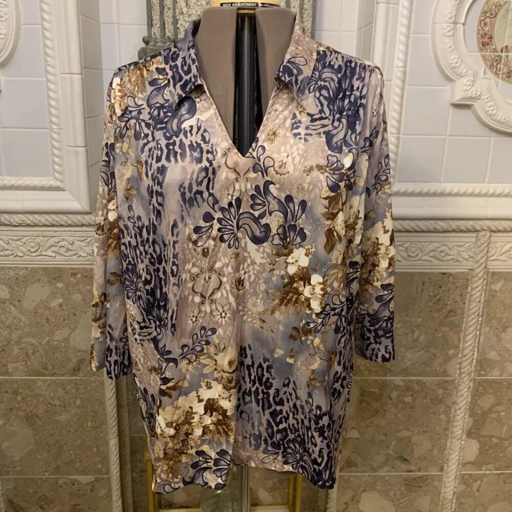 Sara Morgan. Size 3X. 3/4 Sleeve. Stretch. Pullover Shirt. Floral. B108